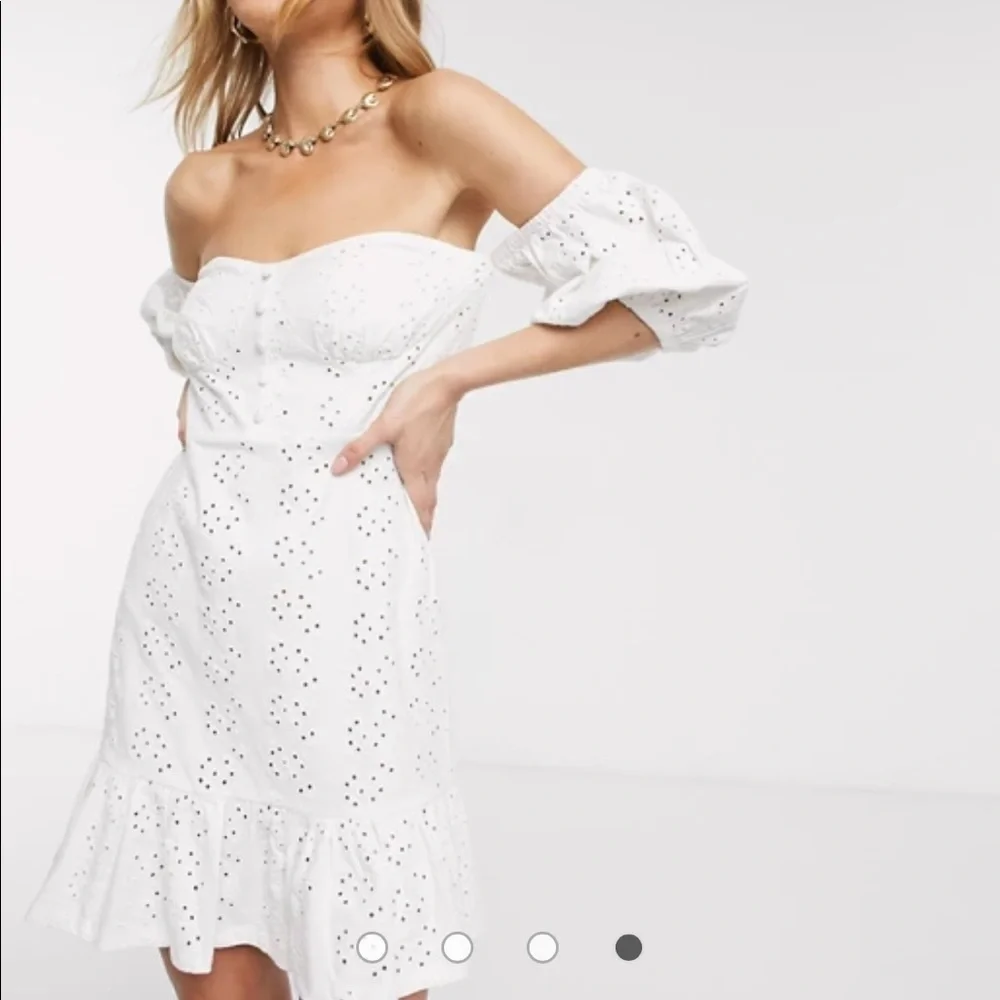 ASOS Design Broderie off the shoulder dress - Picture 5 of 8